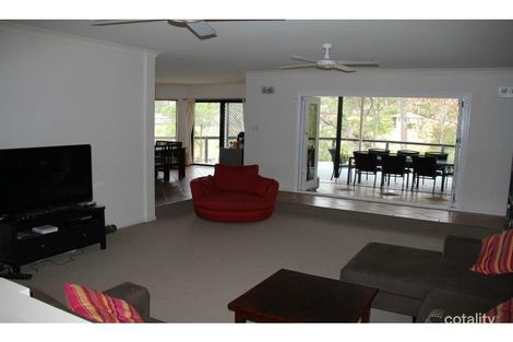 38 Wonga St, Burleigh Heads, QLD 4220