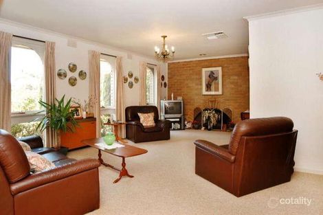 Property photo of 4 Calgary Court Glen Waverley VIC 3150