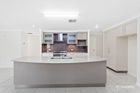 Property photo of 7 Seashell Court Lammermoor QLD 4703