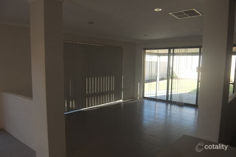 Property photo of 9 Calneggia Drive Byford WA 6122