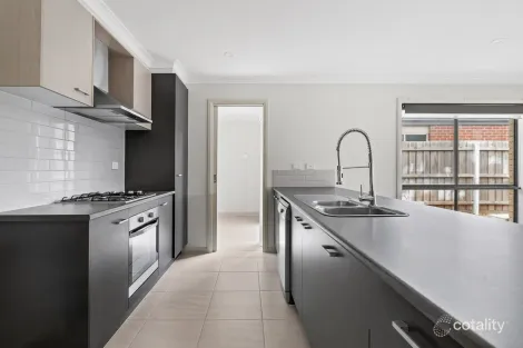 Property photo of 20 Goodia Street Wollert VIC 3750