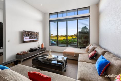 Property photo of 11 Salacia Drive Paradise Point QLD 4216