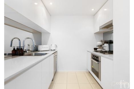 Property photo of 308/43 Harbour Town Drive Biggera Waters QLD 4216