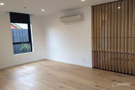 Property photo of 1/176-178 Union Road Surrey Hills VIC 3127