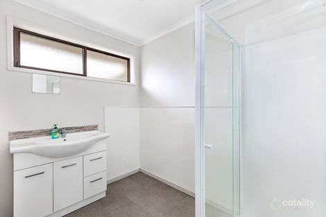 Property photo of 102 Lilac Avenue Kerang VIC 3579