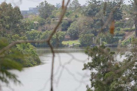 Property photo of 10 Softstone Street Tennyson QLD 4105