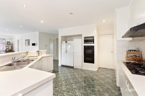 Property photo of 272 Dandelion Drive Rowville VIC 3178