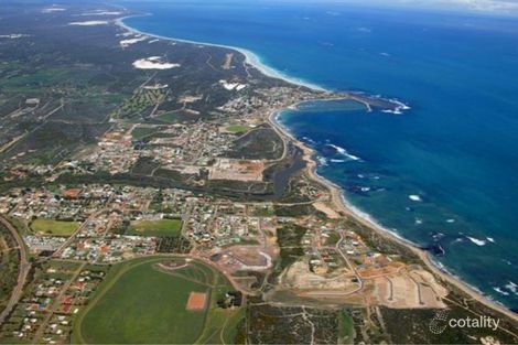 7 Grey Cl, Dongara, WA 6525