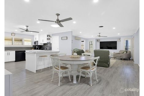 Property photo of 10 Chantilly Glenella QLD 4740