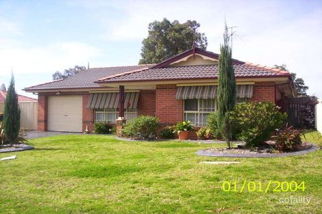 19 Carbasse Cres, St Helens Park, NSW 2560