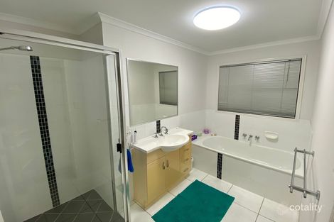 Property photo of 14 Surita Court Boyne Island QLD 4680
