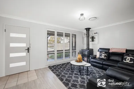 Property photo of 10 Hibberts Lane Freemans Reach NSW 2756