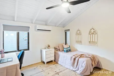Property photo of 24 Carcoola Street Benowa QLD 4217