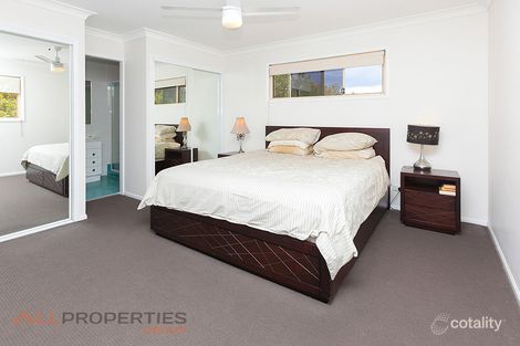 Property photo of 46 Hampden Crescent Heritage Park QLD 4118