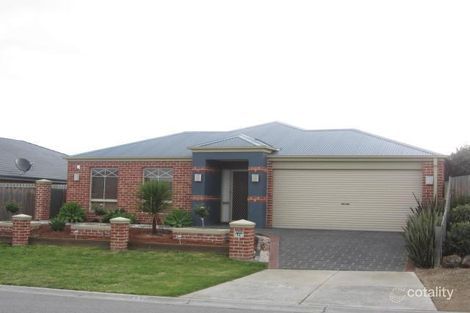 Property photo of 14 Newbury Drive Berwick VIC 3806