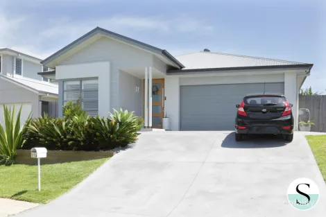Property photo of 116 Surfside Drive Catherine Hill Bay NSW 2281
