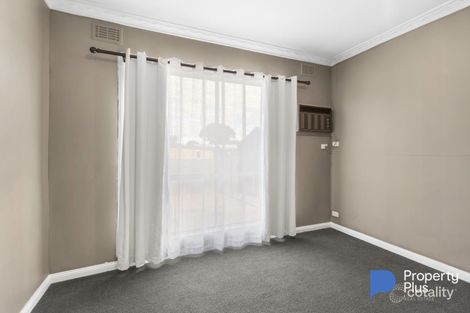 Property photo of 43 Creeth Street Long Gully VIC 3550