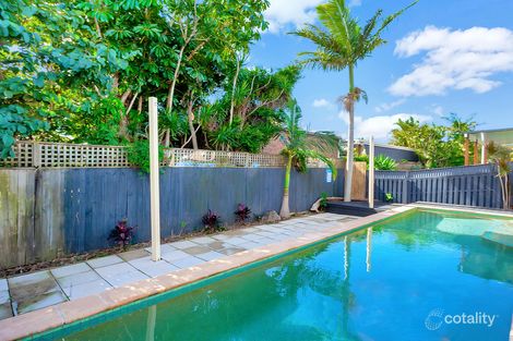 Property photo of 15 Rainbird Close Burleigh Waters QLD 4220