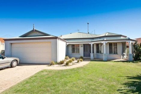 Property photo of 5 Arbuckle Place Gwelup WA 6018