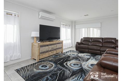 Property photo of 37 Clydevale Avenue Clyde North VIC 3978