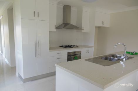 Property photo of 33 Hillary Drive Smithfield QLD 4878