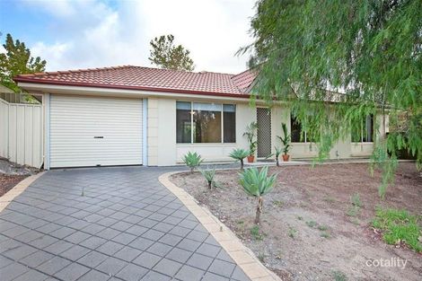 13 Chifley Cres, Trott Park, SA 5158