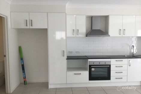 2/24 Folkes Cl, Bellbird Park, QLD 4300