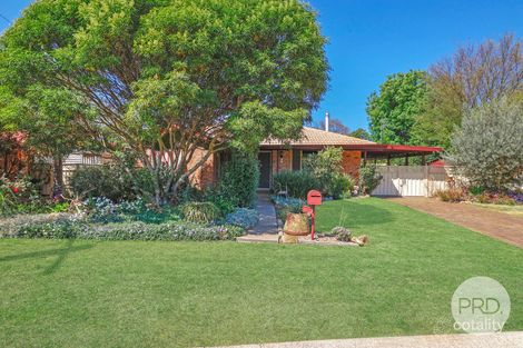 Property photo of 2 Hamilton Court West Tamworth NSW 2340