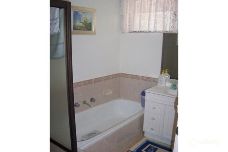 Property photo of 2/32 Devon Street Box Hill South VIC 3128