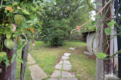 Property photo of 19 Roslyn Street Strathmore VIC 3041