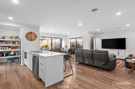 Property photo of 6 Vienet Avenue Armstrong Creek VIC 3217