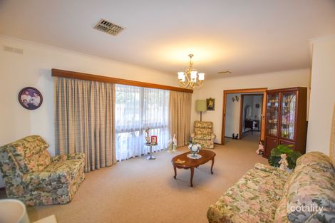 Property photo of 28 Robert Street Myrtleford VIC 3737