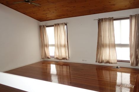 Property photo of 1 Hobbs Court Endeavour Hills VIC 3802