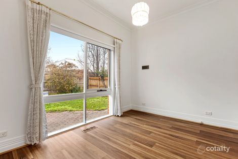 Property photo of 22 Daphne Street Canterbury VIC 3126