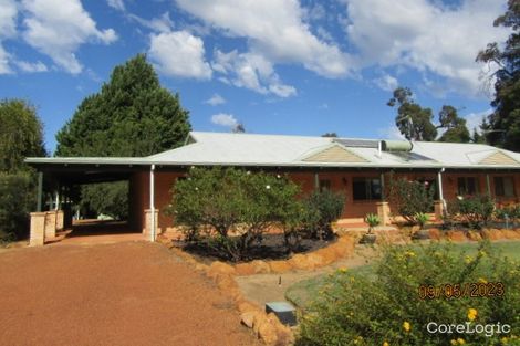 Property photo of 24 Hayes Court Gidgegannup WA 6083