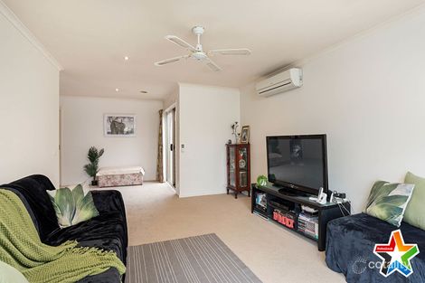 Property photo of 64 Billanook Way Chirnside Park VIC 3116