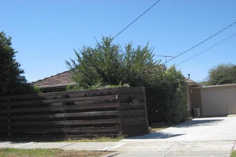 Property photo of 8 Rostella Crescent Keilor East VIC 3033