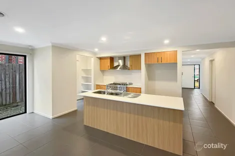 Property photo of 7 Charles Street Wallan VIC 3756