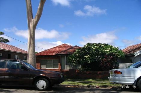 2 Pacific St, Kingsgrove, NSW 2208