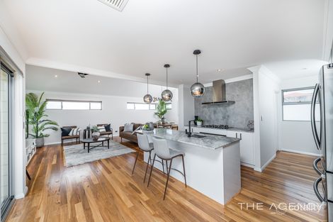 Property photo of 11 View Terrace Quinns Rocks WA 6030