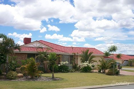 Property photo of 11 Brushbox Way Huntingdale WA 6110