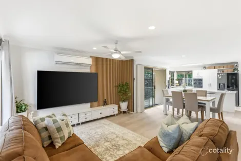 Property photo of 37/1-5 Studio Drive Pacific Pines QLD 4211