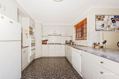 Property photo of 78 Grevillea Crescent Hoppers Crossing VIC 3029