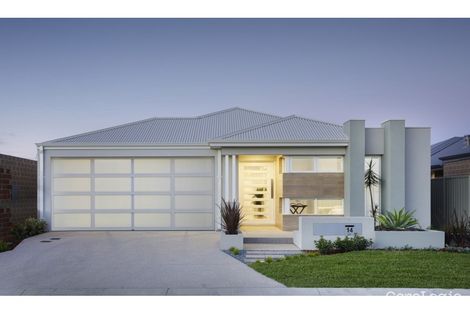 Property photo of 18 Perrinvale Loop Golden Bay WA 6174