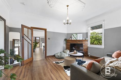 Property photo of 207 Scott Parade Ballarat East VIC 3350