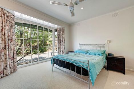 Property photo of 2/35 Devonshire Road Watsonia VIC 3087
