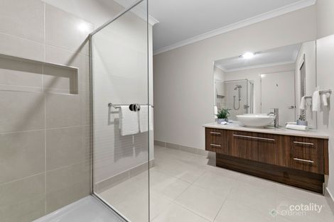 Property photo of 15 Merivale Close Sandhurst VIC 3977