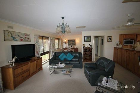 Property photo of 19 Billabong Road Nichols Point VIC 3501