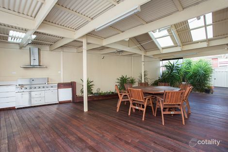 Property photo of 14 Sovereign Way Hillside VIC 3037