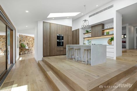 Property photo of 8 Freelands Drive Mount Eliza VIC 3930